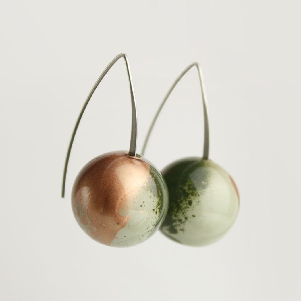 Beautifully Gifted BËUY COSMOS GLASS EARRINGS
