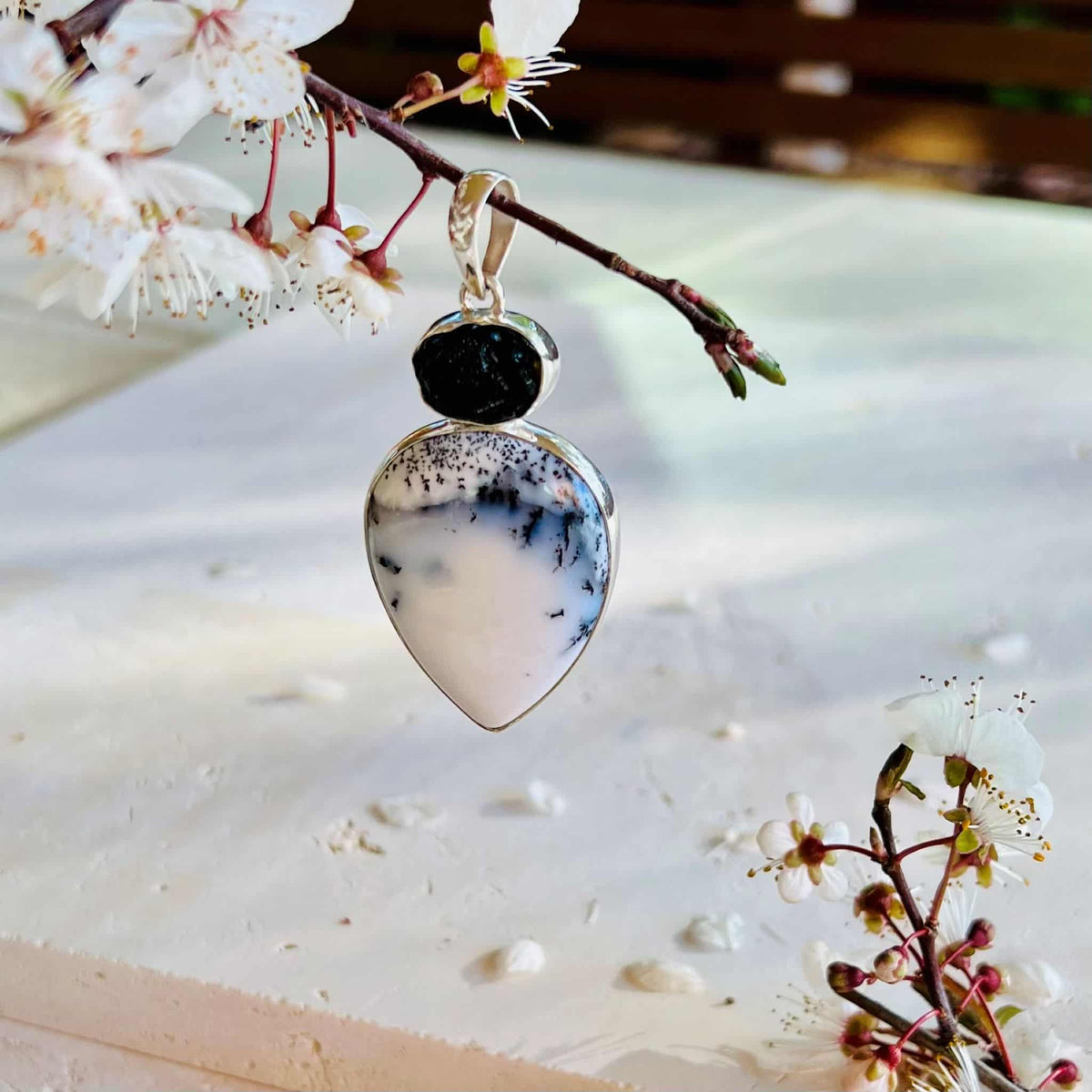 Beautifully Gifted ONYX AND AGATE PENDANT