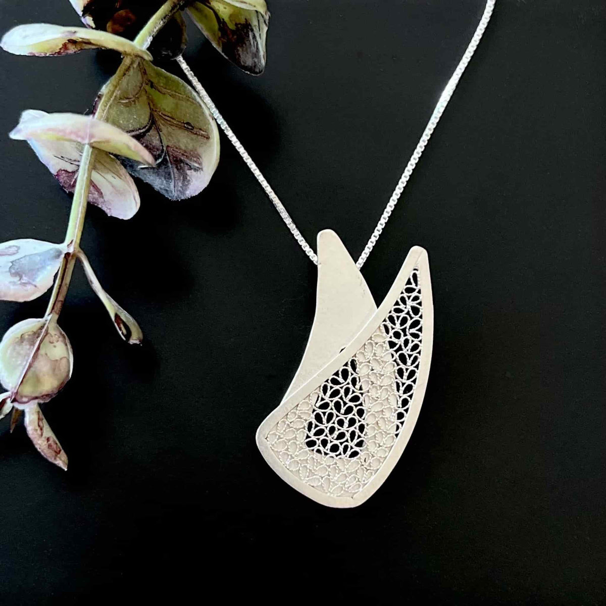 Beautifully Gifted Pendant FE SILVER PENDANT